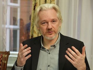 Assange: Google özel bilgileri istihbaratçılarla paylaştı