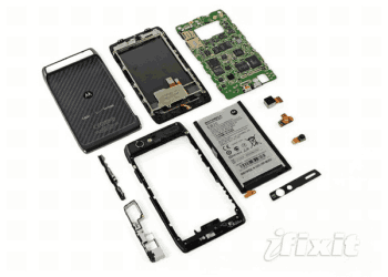 Motorola Droid RAZR: En ince akıllı telefon nasıl üretildi?