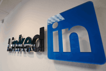 LinkedIn Özür Diledi