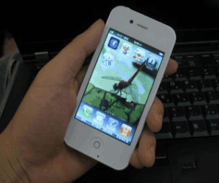 Ucuz iPhone‘a Apple‘dan Net Yanıt