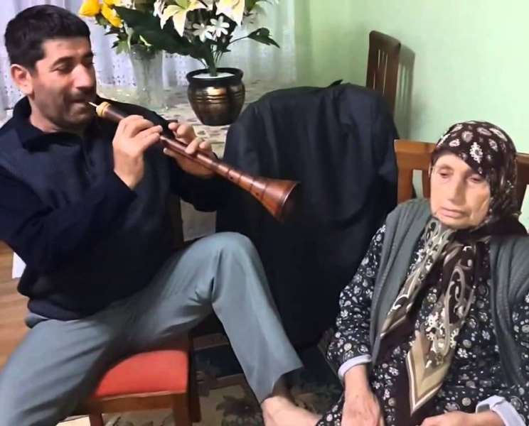 zurna